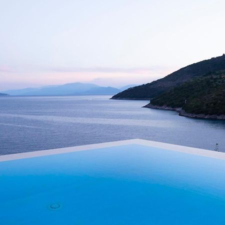 Villa Kalamos - Modern Villa In Sivota Bay With Direct Access To Sea Exterior photo